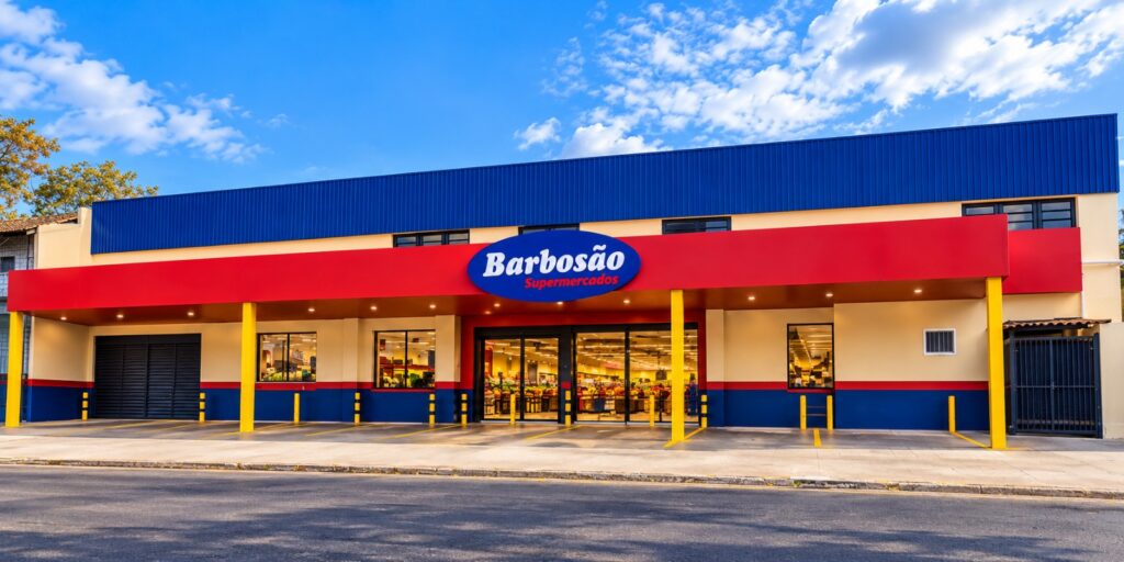 Barbosão Supermercados amplia presença em Araxá com inauguração da 8ª loja na cidade
