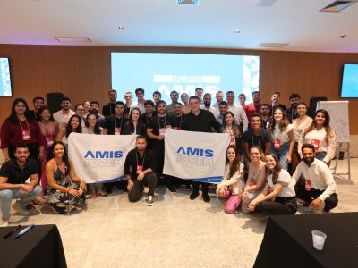 AMIS JOVEM